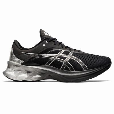 Asics Novablast Platinum - Miesten Juoksukengät - Mustat/Hopea